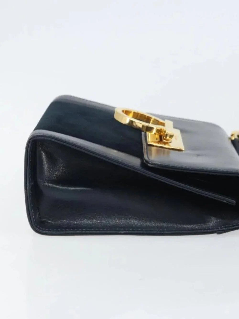 Salvatore Ferragamo Gancini Shoulder Bag Leather Navy Gold Auth 166375